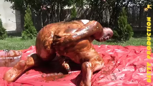 Scat Queen Betty Solo Scat Sex