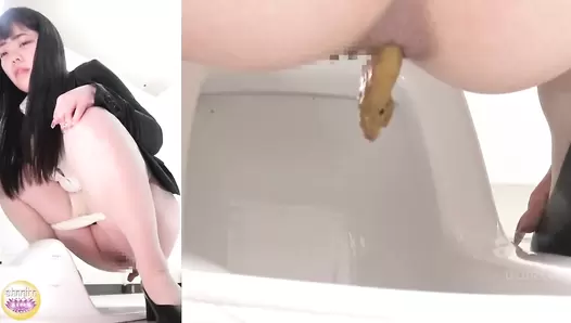 DLSL-622 08 Breaking through constipation: a woman who stays in the toilet and defecates with all her might