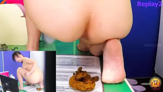 DLEE-731 02 Hidden in-house filming of the office ladies. Stress relief thru naked pooping