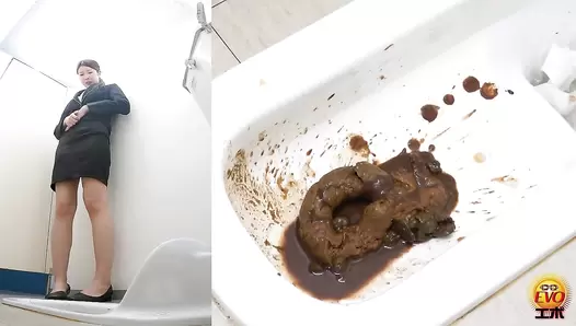 DLEE-761 05 Self-enema endurance: women reaching the limit and throwing diarrhea feces into the toilet bowl