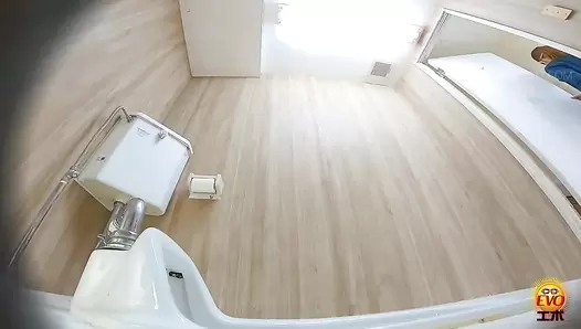 DLEE-755 03 Public toilet pooping: uniformed girls edition