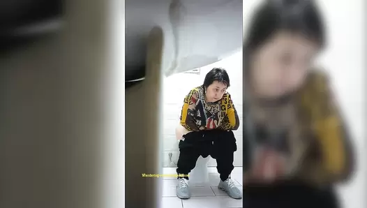 Gas Station Toilet 2022 (8k-120k)