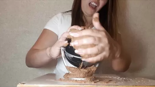 Dianascat - The whole world is in shit