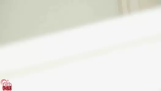 DLFF-638 03 Female teachers secretly poops while students, parents, and co-workers nearby