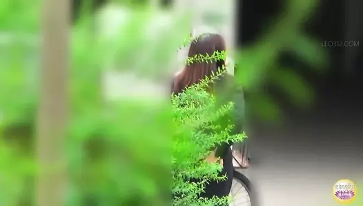 DLSL-591 02 An acquaintance’s home disturbed by sudden defecation visit