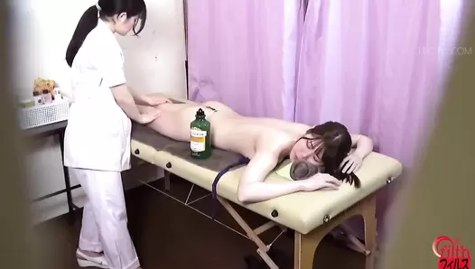 DLFF-632 07 Women’s naked defecation during oil massage