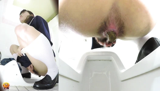 DLEE-225 02 Young schoolgirls and female students pooping on Japanese style toilet. Multi angle view voyeur