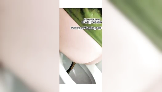 Rada_ThaiFetish - Sexy Thai Girl Struggling to Poop at Work