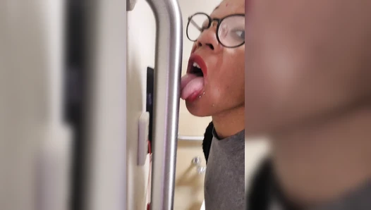 DaddyUni21 - Uni”Ella Public bathroom solo play