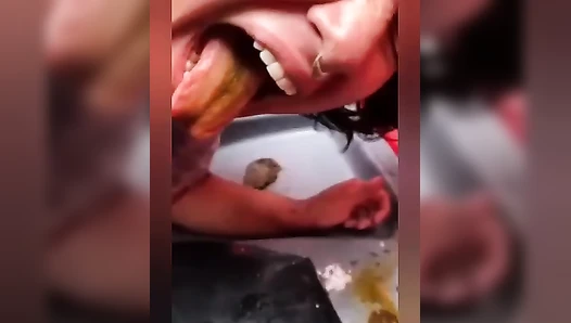 Portapottyqueen - Cleaning portapotty with my worthless mouth