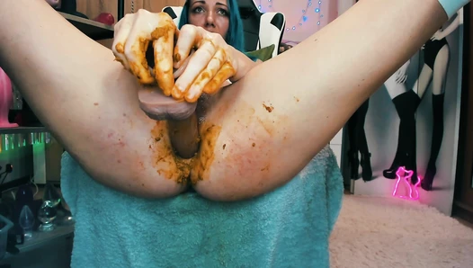 Anal_Queen_Mona - Scat Anal with Dildo (No Audio). Smear. Prolapse. Pee. Back my Shit from the Floor to the Ass Again