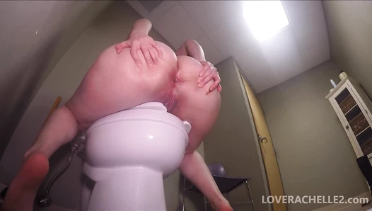LoveRachelle2 - Spraying Your FACE With My Turds