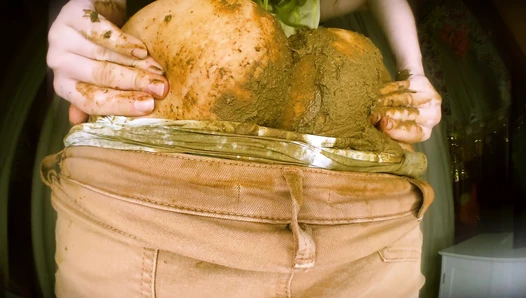 DirtyBetty - Dat ass and strange desires!