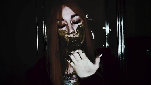 SweetbettyParlour - OMG! Do angels make scat show?