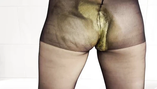 The_Prime_Alpha - Pooping & Smearing in Pantyhose