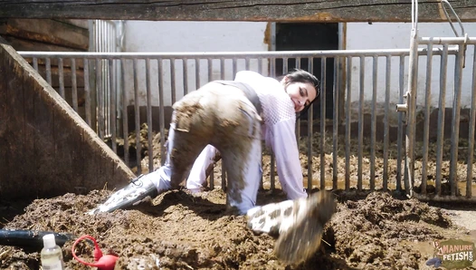 Kaitlyn Katsaros - Going Crazy In Pigshit