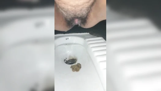 My sister-in-law's pooping desi Girl