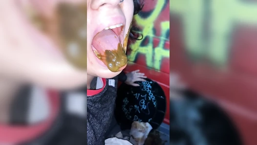 Portapottyqueen - A day as a human toilet