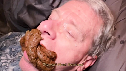 White Shit Eater's Mouth Put to Good Use