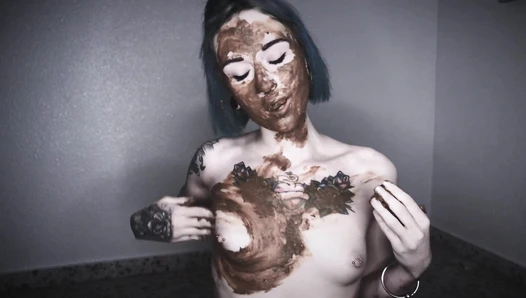 DirtyBetty - Really Dirty Girl with SHIT