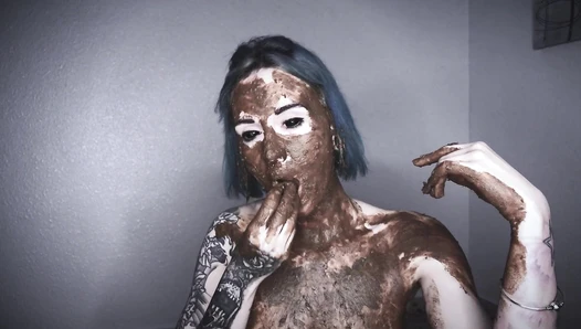 DirtyBetty - Really Dirty Girl with SHIT