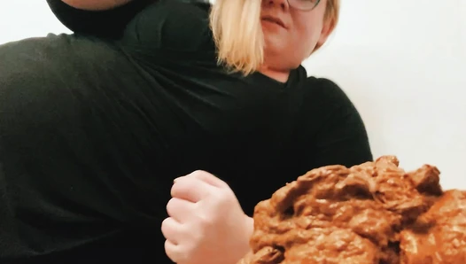 LucyPuddles - Creamy Turd Eating Encouragement