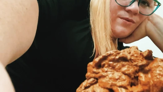 LucyPuddles - Creamy Turd Eating Encouragement