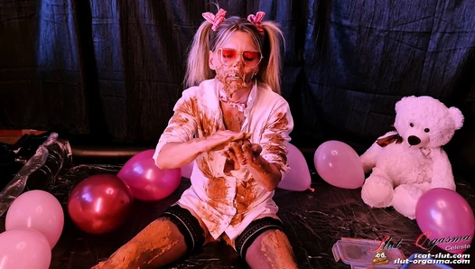 Scat-Slut Celeste - Scat Slut-Orgasma Celeste cum and play with me in shit