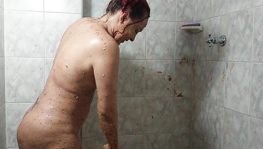 Sarathonson - Shower of large enemas