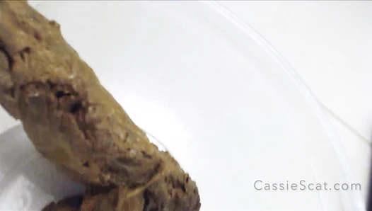 CassieScat - Slow, Constipated Birthing Position Shit