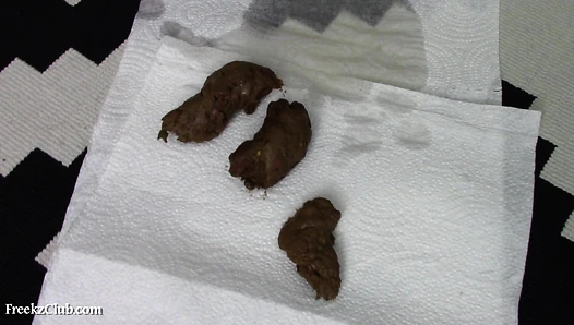 ScatFreekzClub - Stacey’s Sneaky Dump