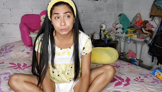 lauracoliin - Dad changes the diaper with a lot of shit