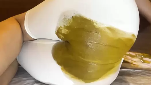 p00girl - Diarrhea in shorts, fisting,dirty ass