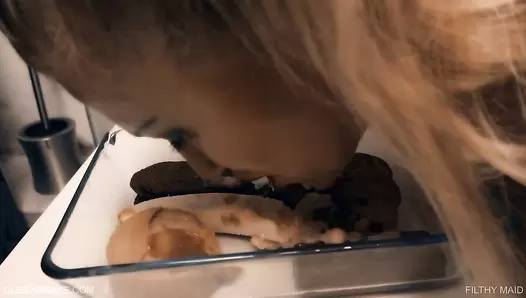 Nazryana - Filthy Maid