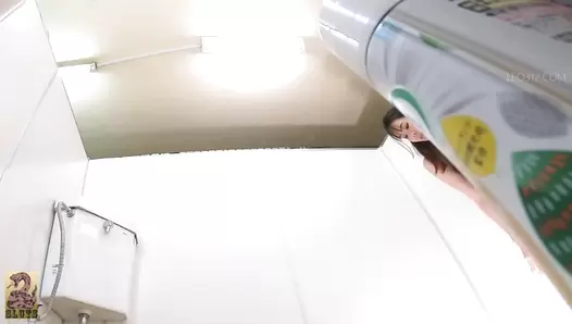 SR083 06 Big farts and big shits by garter belt beauties wearing no panties. 6 viewing angles