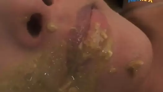 NewMFX The new roommate - Diana, Spicy