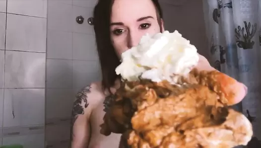 DirtyBetty - Eat me, little bitch! Im your sweety!