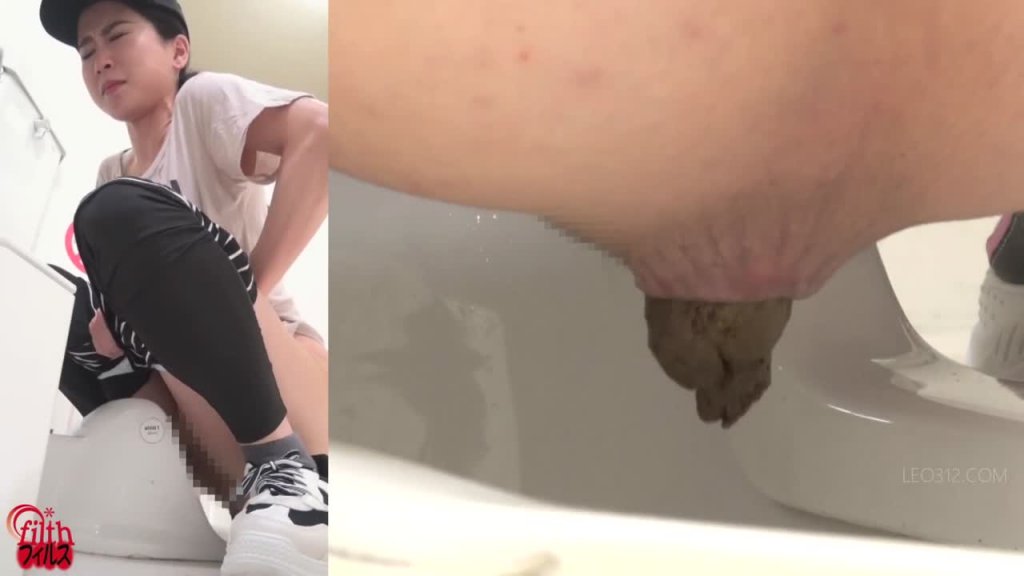 FF-521 05 Beautiful romance of girls-joggers pooping in public toilets. VOL. 2