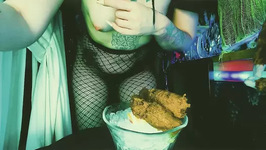 DirtyBetty - Mama poop on your ice cream