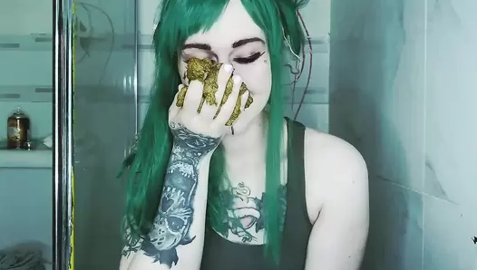 DirtyBetty - Carpet bombardment with large-caliber shit