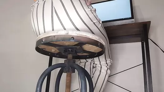 BetweenMyCheeks - Office Poop