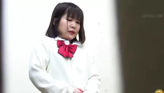 DLEE-686 03 Hidden camera inside the school toilet. Girls pushing really hard to get the poop out