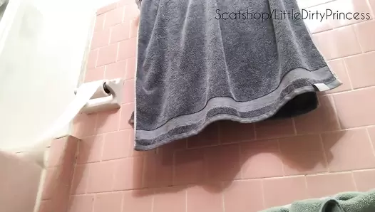 LittleDirtyPrincess - Two Thick Poops That Stretch My Hole Nic