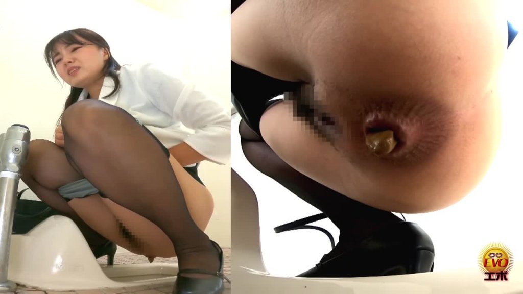 EE-535 01 Womens desire for cleansing their unrelieved intestines. Female poops and farts on extremely close up spycam.
