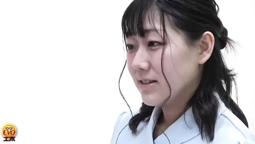 DLEE-781 06 Apprentice nurse trained with enema to understand the feeling of patients