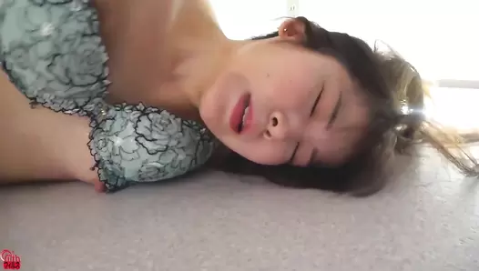 DLFF-573 01 Aphrodisiac oil, spanking and enema make girls excrete and go crazy