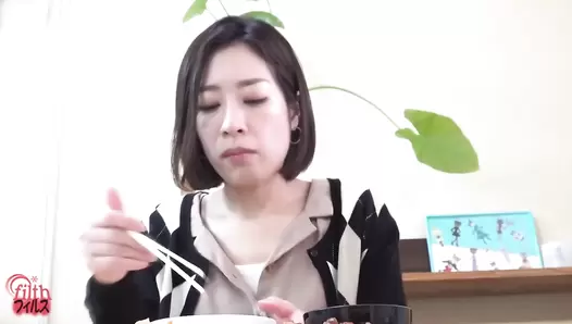 DLFF-410 09 Learning about the results of girls meals at close range. Eating, pooping and experimenting with feces