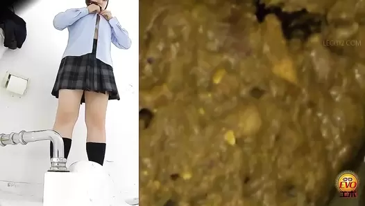 DLEE-444 02 Obscene scenes of schoolgirls pooping with wide opened legs. VOL. 3
