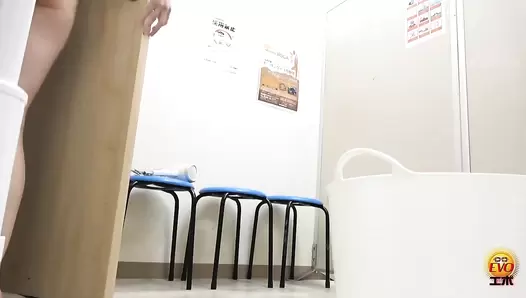 DLEE-603 06 Spycam inside females toilet at the certain university’s dormitory. Naked excretions! VOL. 2