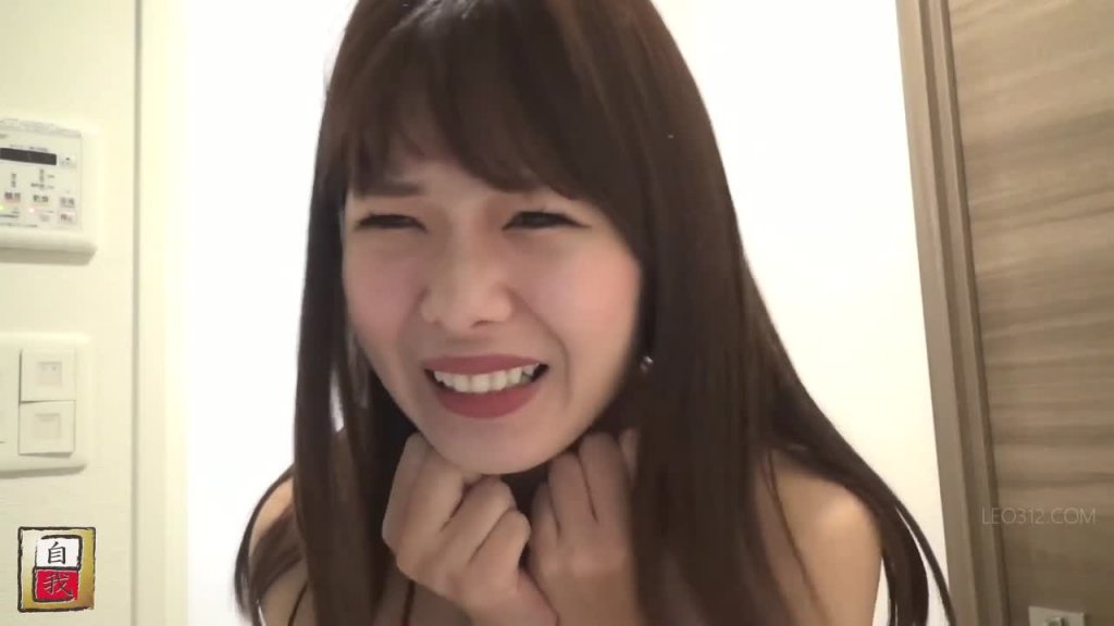 JG-502 04 Closely captured several days of poops. Filmed by Kasumi herself.